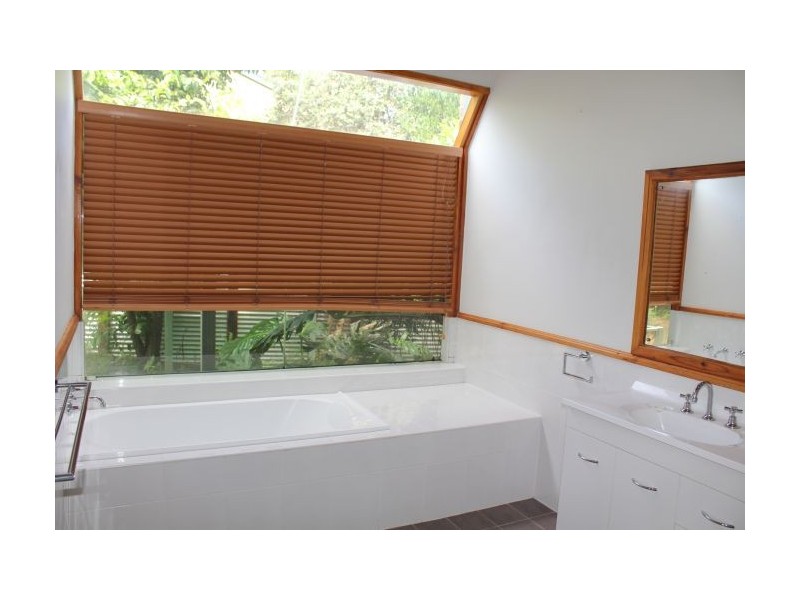 2b Strawberry Close, Woolgoolga NSW 2456