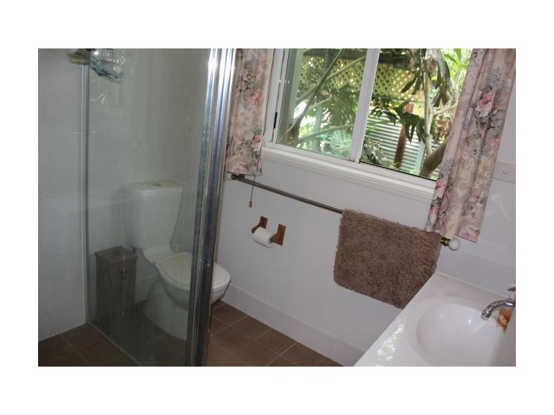 2b Strawberry Close, Woolgoolga NSW 2456