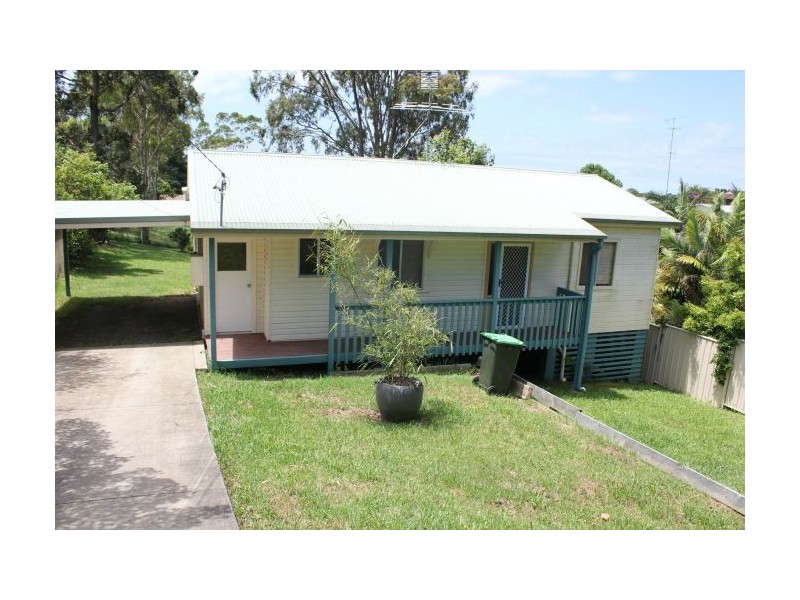 33 Crabbe Street, Woolgoolga NSW 2456