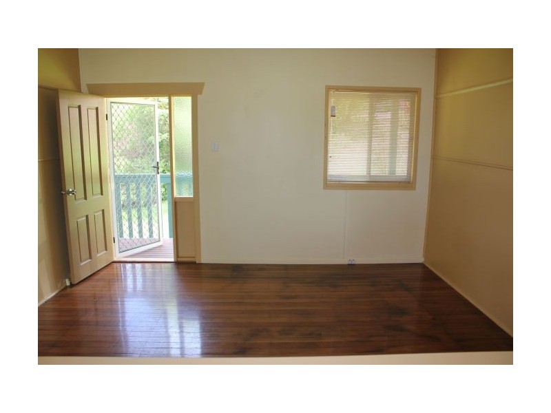 33 Crabbe Street, Woolgoolga NSW 2456