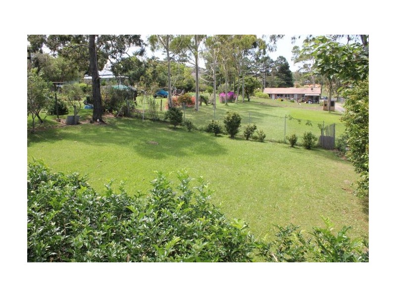 33 Crabbe Street, Woolgoolga NSW 2456