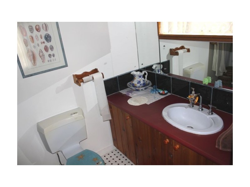 5 Chestnut Avenue, Sandy Beach NSW 2456