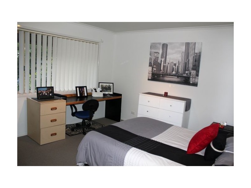 9 Young Street, Safety Beach NSW 2456