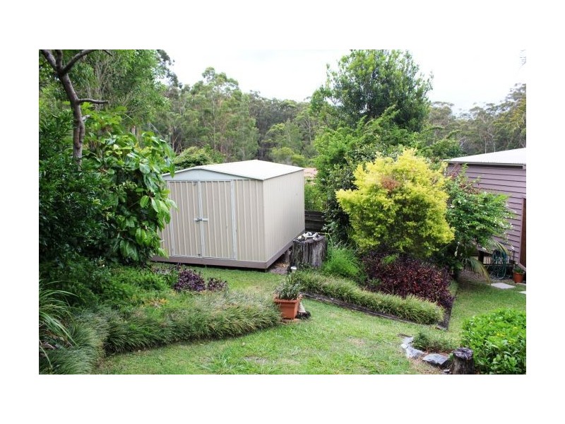 9 Young Street, Safety Beach NSW 2456