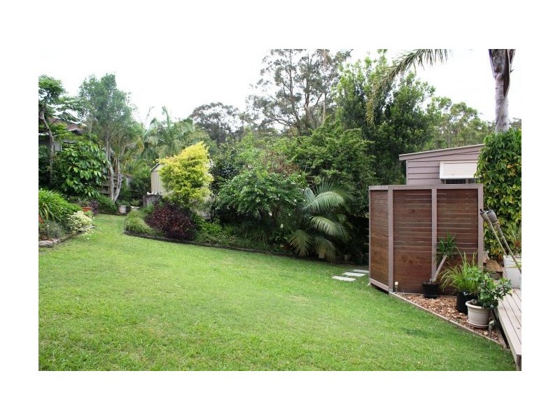 9 Young Street, Safety Beach NSW 2456