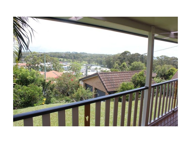 20 Schofield Drive, Safety Beach NSW 2456