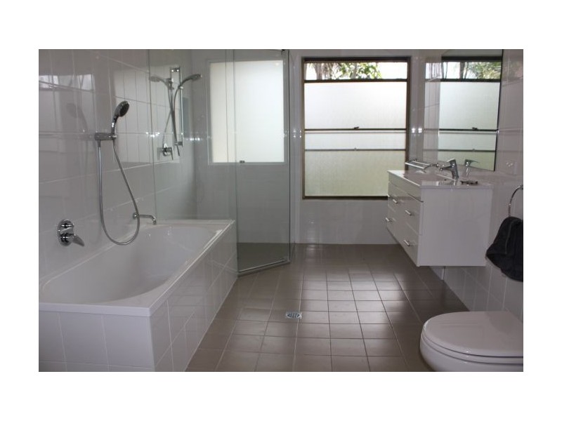 1 Flaherty Street, Red Rock NSW 2456