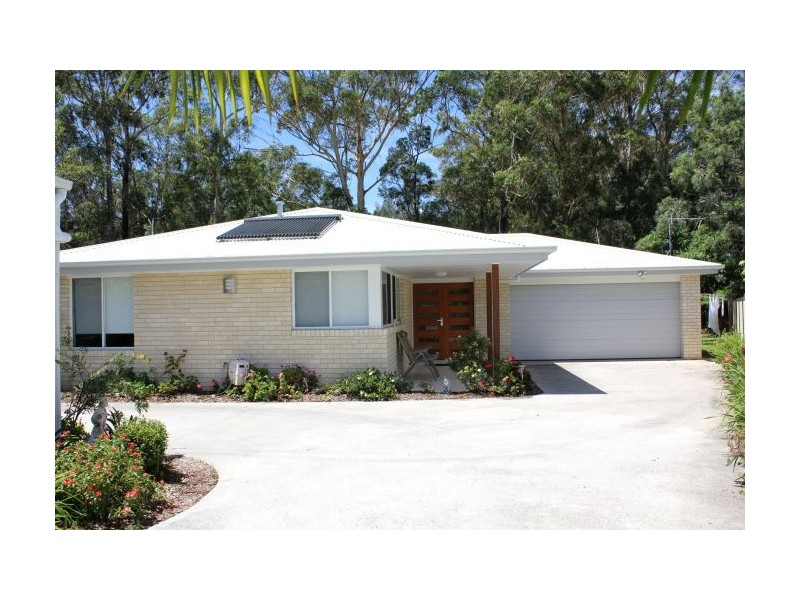 2 Newman Street, Woolgoolga NSW 2456