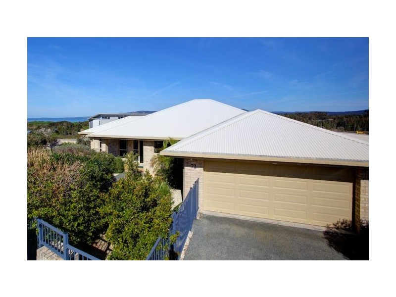 72 Bluff Road, Emerald Beach NSW 2456