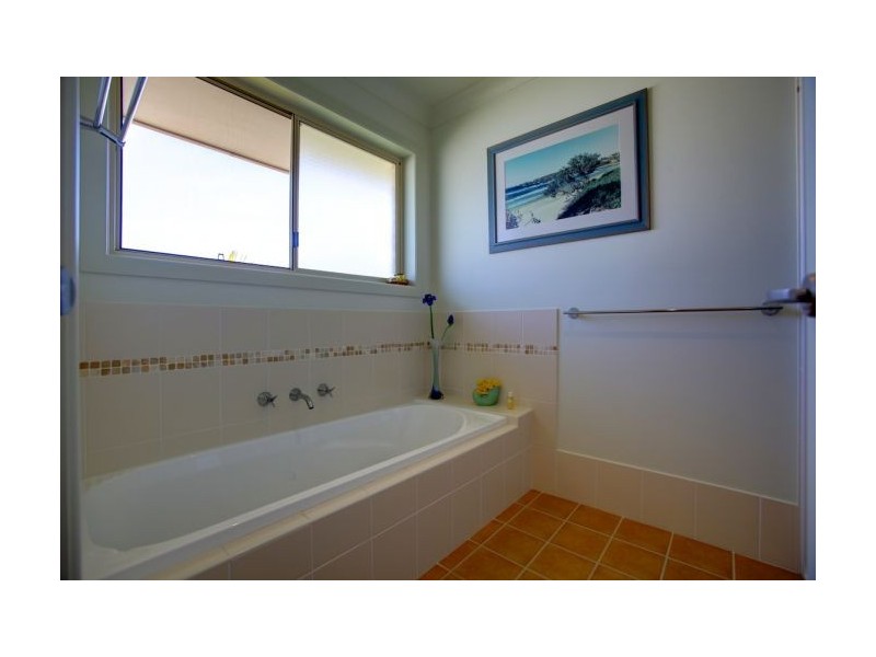 72 Bluff Road, Emerald Beach NSW 2456