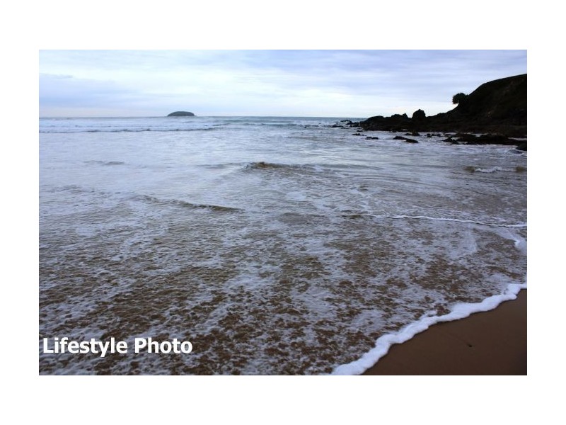 72 Bluff Road, Emerald Beach NSW 2456