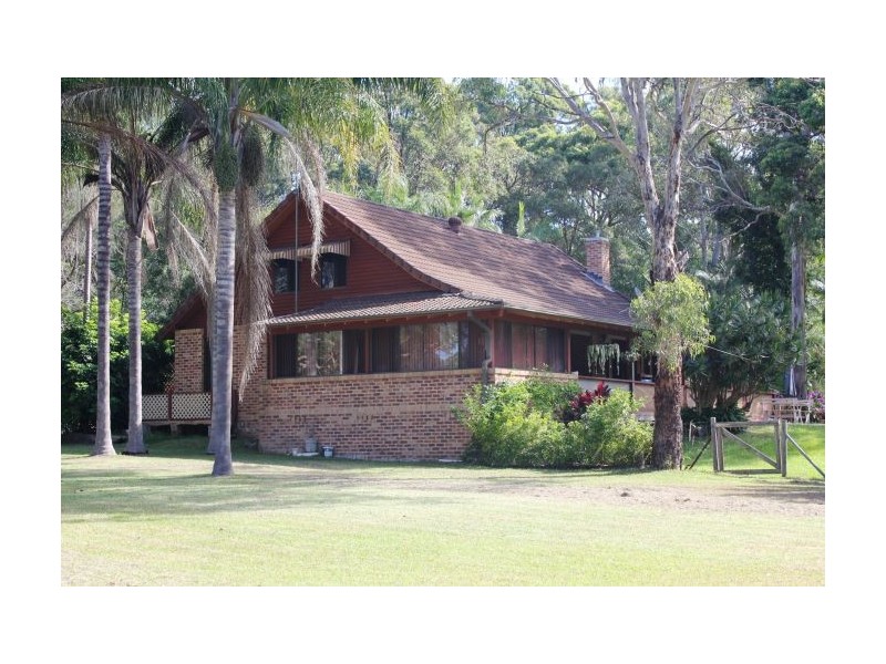 101 Graham Drive, Sandy Beach NSW 2456