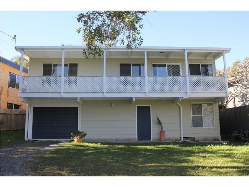 35 Bluff Road, Emerald Beach NSW 2456