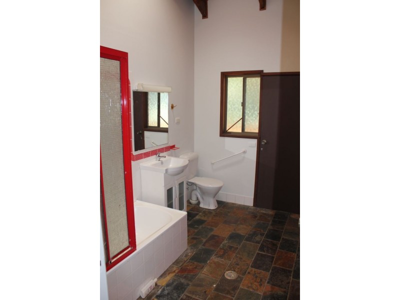 7 Island View Street, Emerald Beach NSW 2456