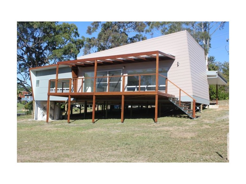 11 Safety Beach Drive, Safety Beach NSW 2456