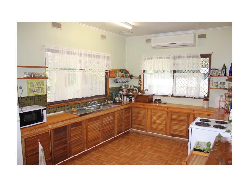 9 Pacific St, Woolgoolga NSW 2456