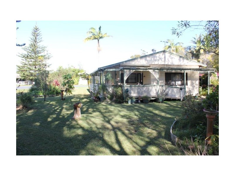 9 Pacific St, Woolgoolga NSW 2456