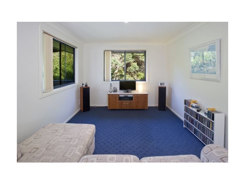 7 Nicholson Close, Safety Beach NSW 2456