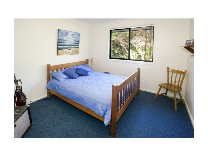 7 Nicholson Close, Safety Beach NSW 2456