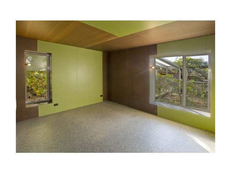 25 Scarborough St, Woolgoolga NSW 2456