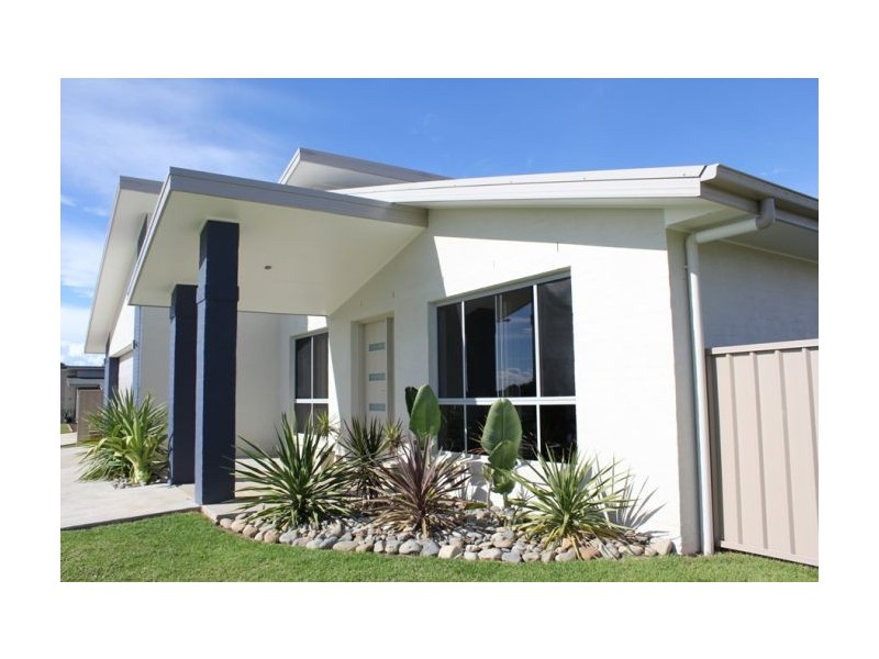 48 Vista Close, Woolgoolga NSW 2456