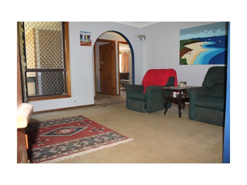 6 Maple Rd, Sandy Beach NSW 2456