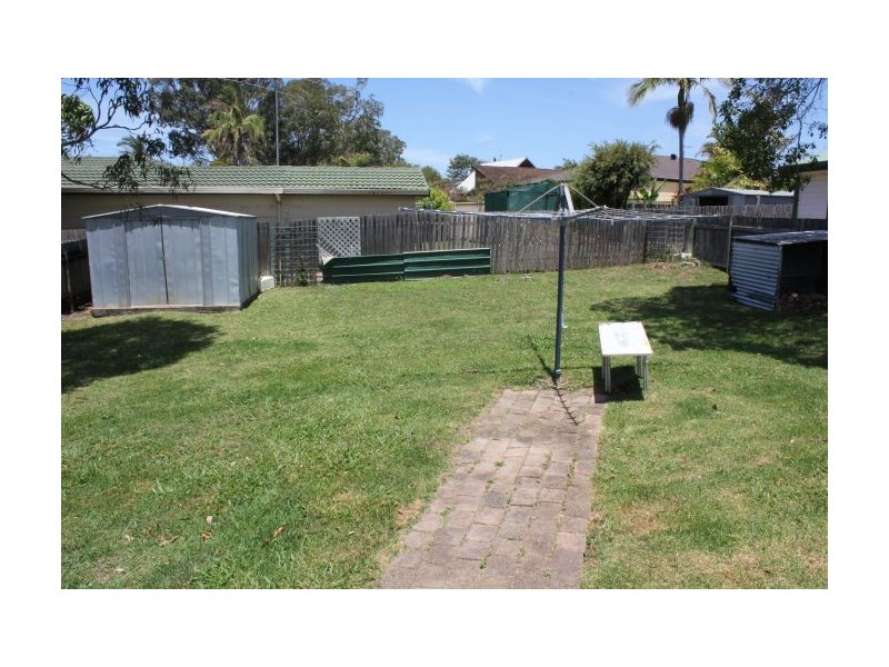 6 Maple Rd, Sandy Beach NSW 2456