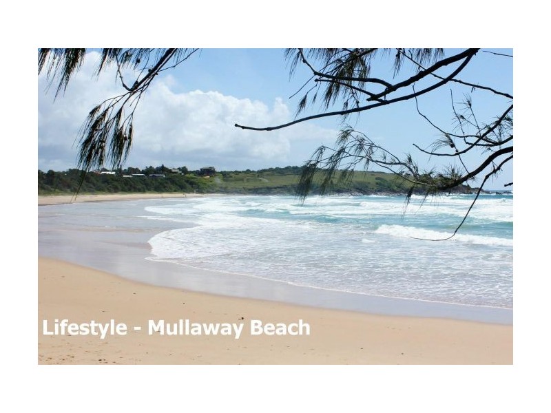 16 Ocean View Road, Arrawarra Headland NSW 2456