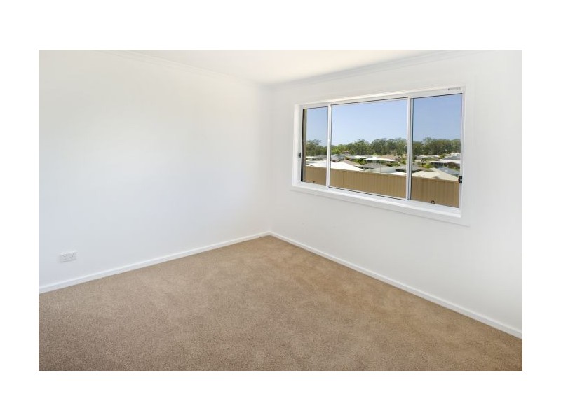 5 Helmsman Close, Safety Beach NSW 2456