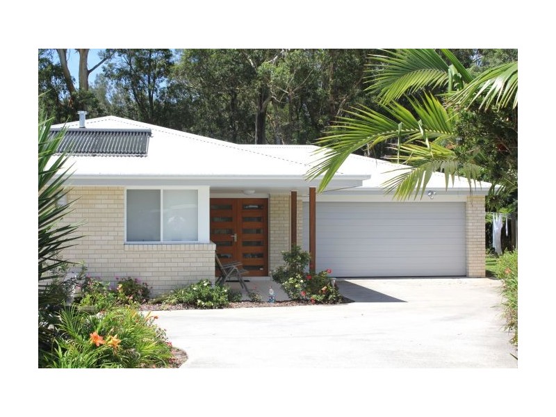 2 Newman Street, Woolgoolga NSW 2456