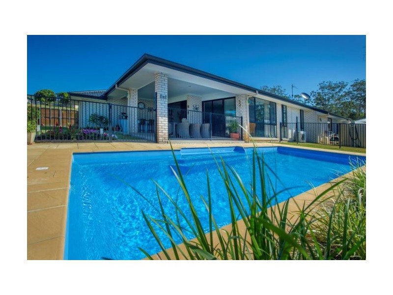 2 Reef Cove, Safety Beach NSW 2456