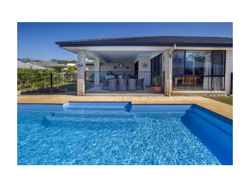 2 Reef Cove, Safety Beach NSW 2456