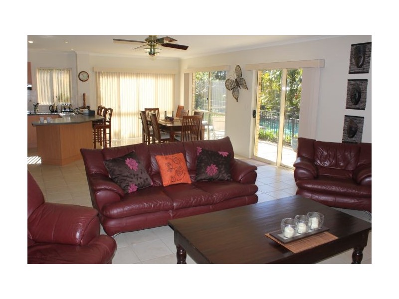 12 Oceanlinks Close, Safety Beach NSW 2456