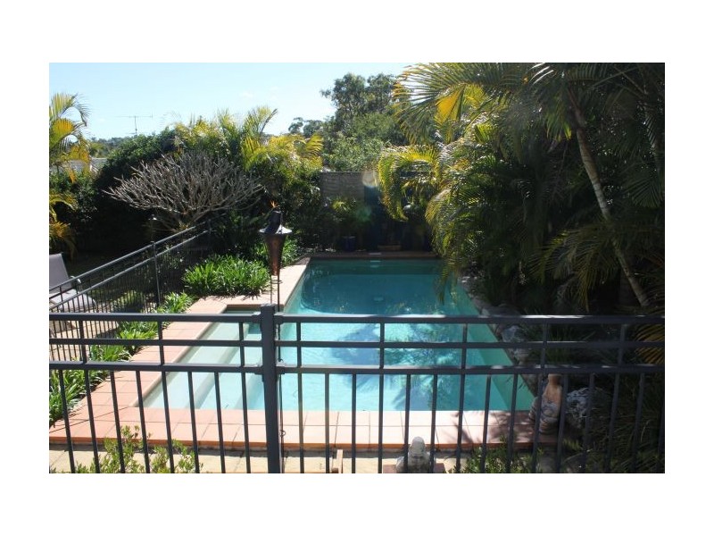 12 Oceanlinks Close, Safety Beach NSW 2456