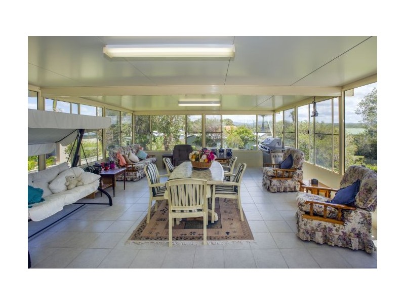 10 Fuller Street, Arrawarra Headland NSW 2456