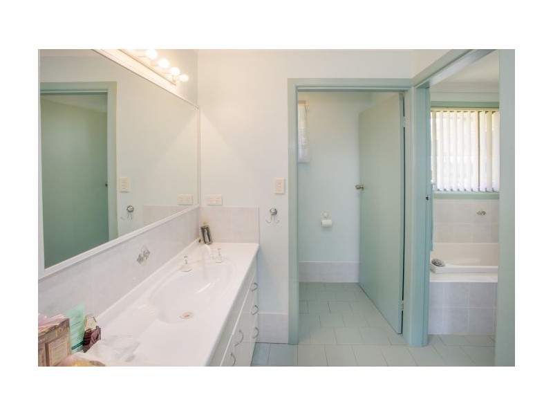 10 Fuller Street, Arrawarra Headland NSW 2456