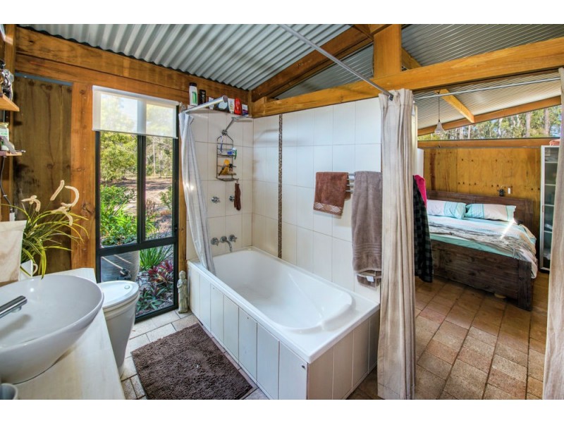 72 Bald Knob Rd, Halfway Creek NSW 2460