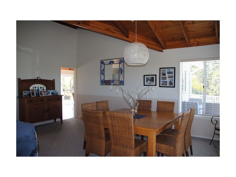 33 Poynten Drive, Emerald Beach NSW 2456