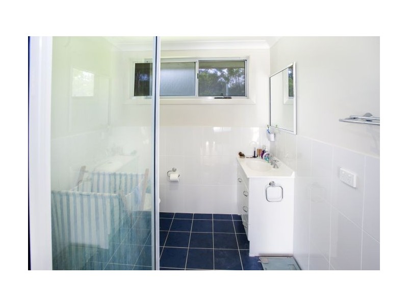 8 McPhee Close, Woolgoolga NSW 2456