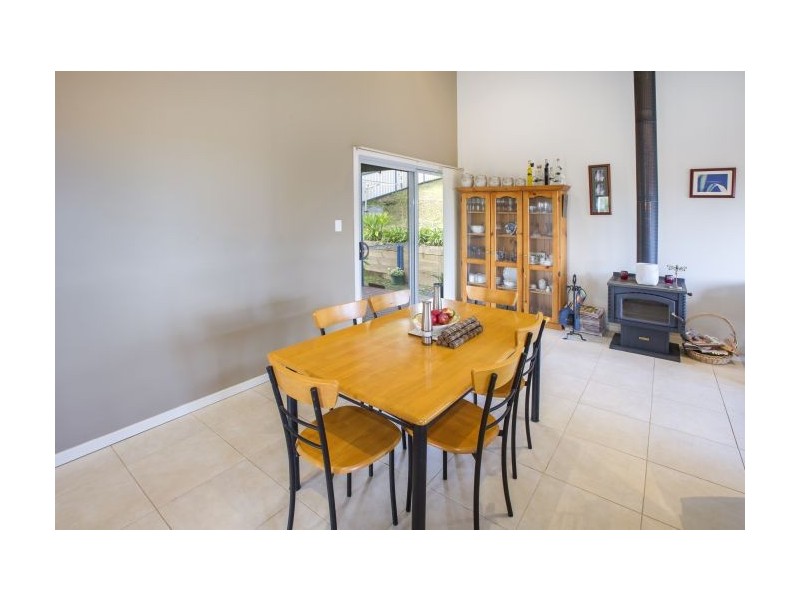 8 McPhee Close, Woolgoolga NSW 2456