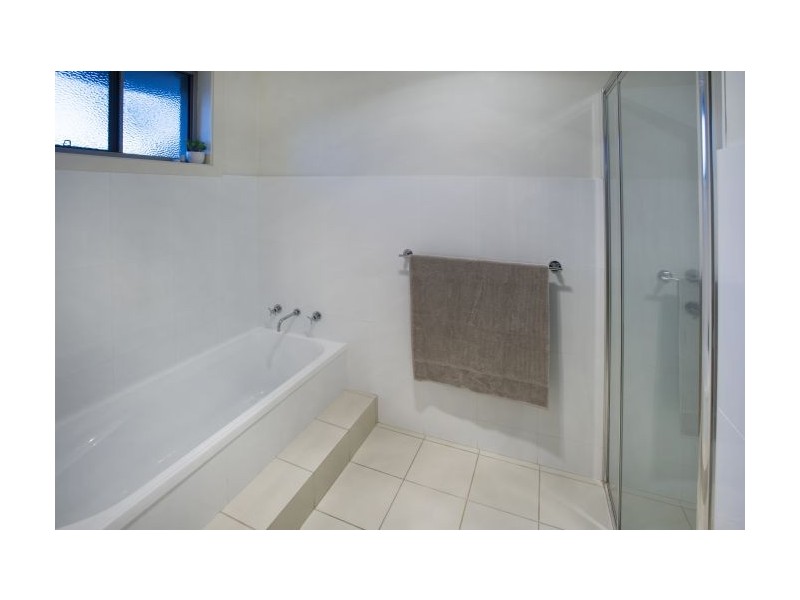 56 Newmans Rd, Woolgoolga NSW 2456