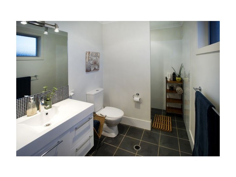 56 Newmans Rd, Woolgoolga NSW 2456