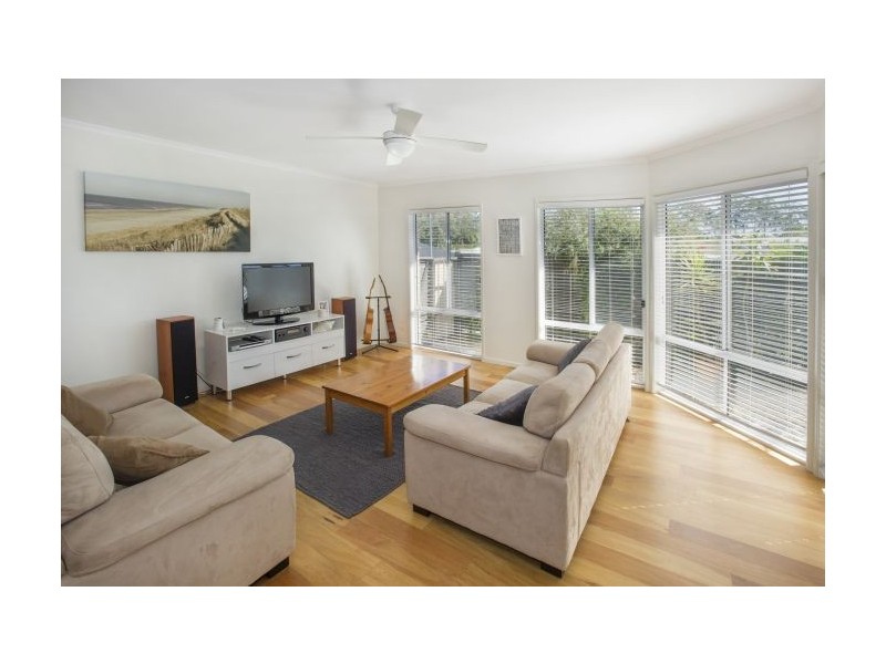 9 Admiralty Drive, Safety Beach NSW 2456