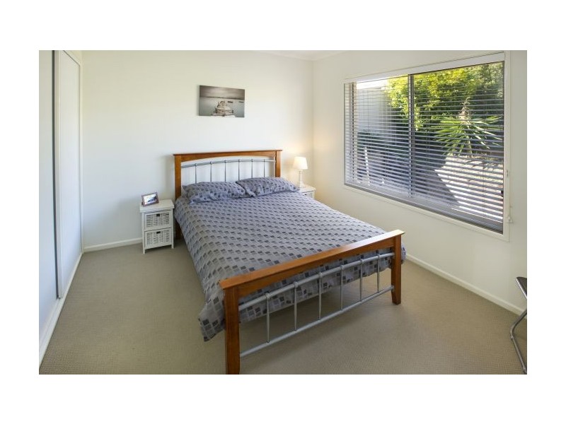 9 Admiralty Drive, Safety Beach NSW 2456