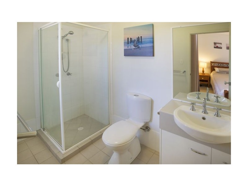 9 Admiralty Drive, Safety Beach NSW 2456