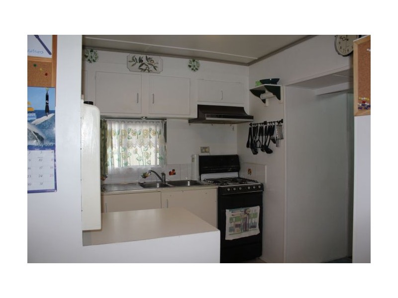 121 Fifth Ave Sunset Caravan Park, Woolgoolga NSW 2456