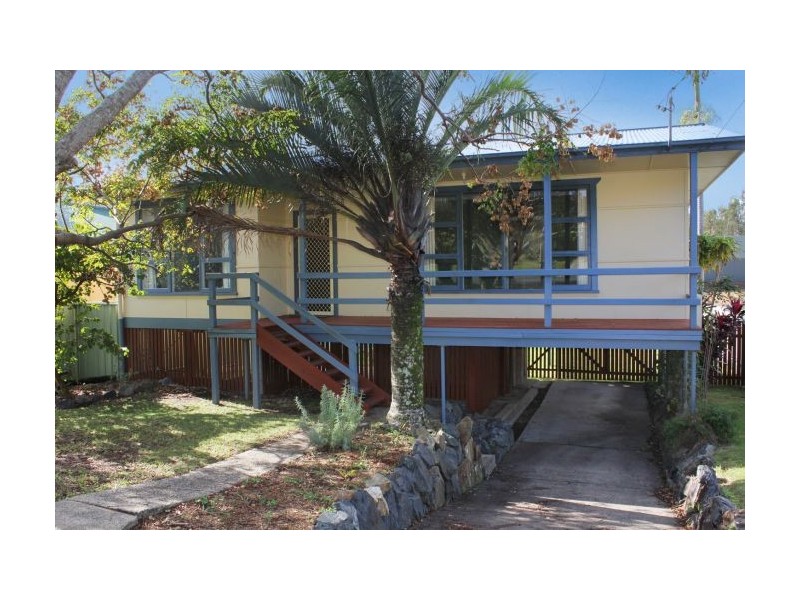 17 Mahogany Ave, Sandy Beach NSW 2456