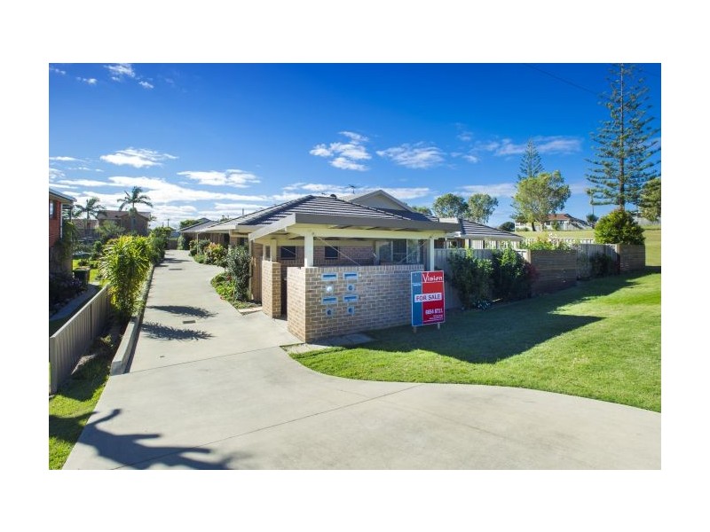 2/7 Nelson Street, Woolgoolga NSW 2456