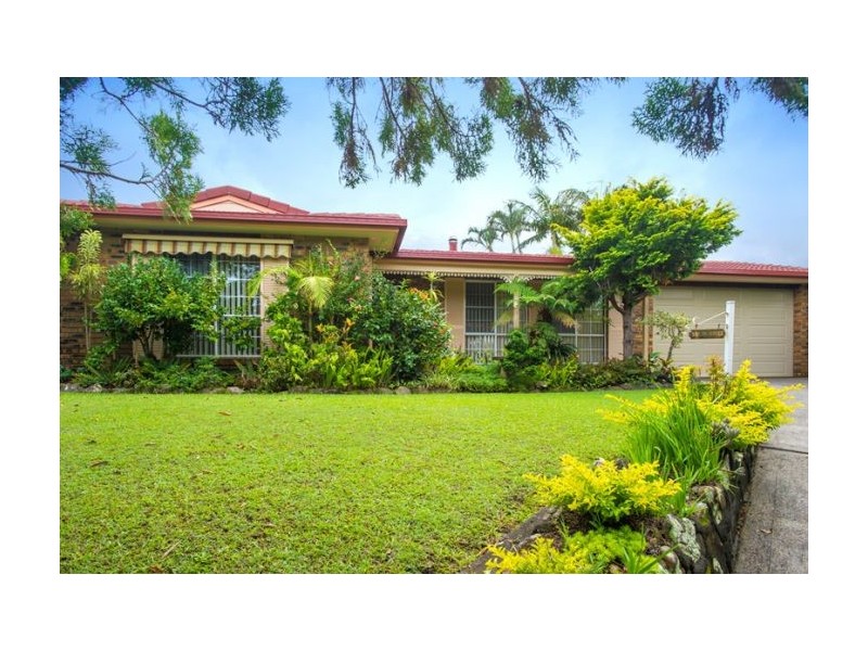 15 Tomkins Ave, Woolgoolga NSW 2456
