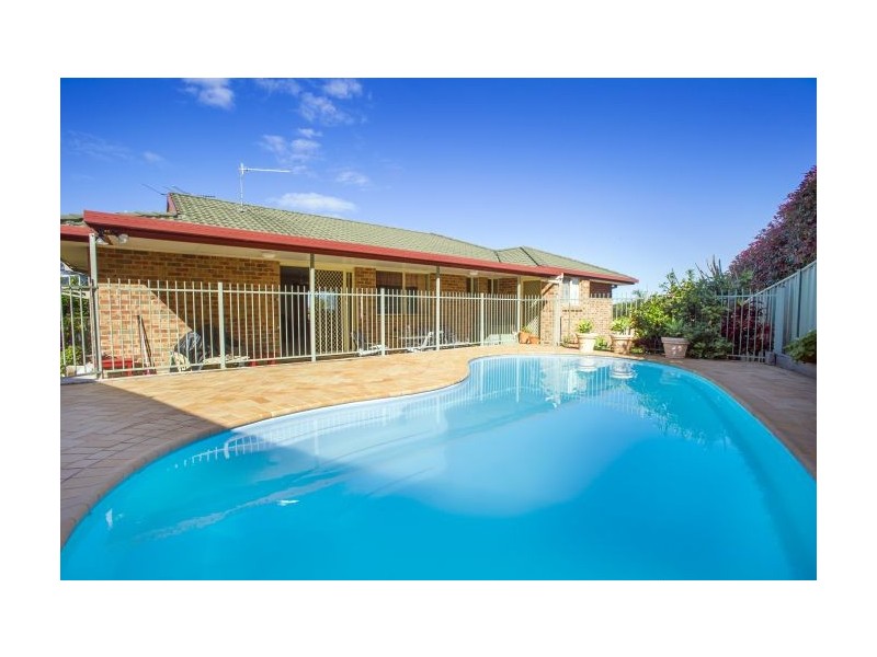 9 Mcphee Close, Woolgoolga NSW 2456